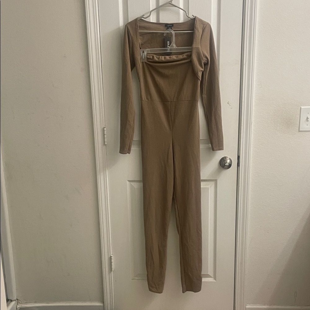 Boohoo Ribbed Long-Sleeve Square Neck Jumpsuit - Taupe